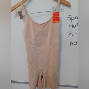 Spanx Women's Nude Mid-thigh Shapewear Size Large New With Tags